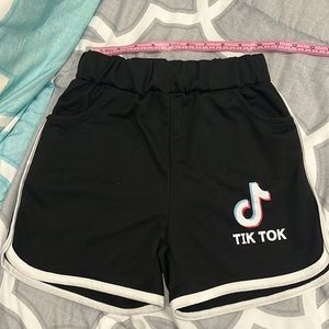 Tik tok high waisted shorts xs